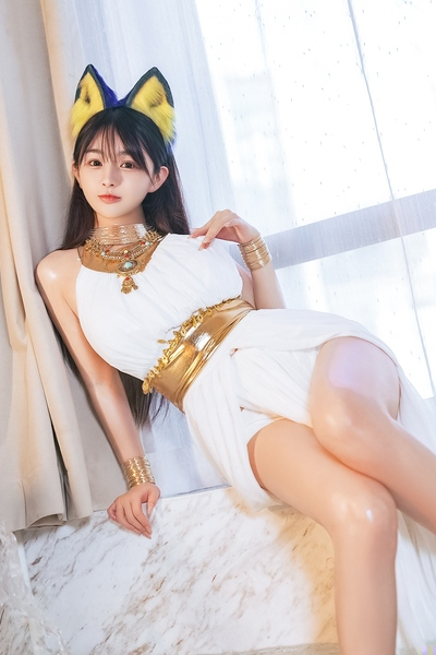 桜井宁宁 cos 作品解析：埃及猫、女仆与 JK 造型逐张拆解-非本人COS